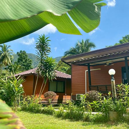 Guesthouse 88 Phang Nga Exterior photo