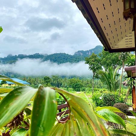 Guesthouse 88 Phang Nga Exterior photo