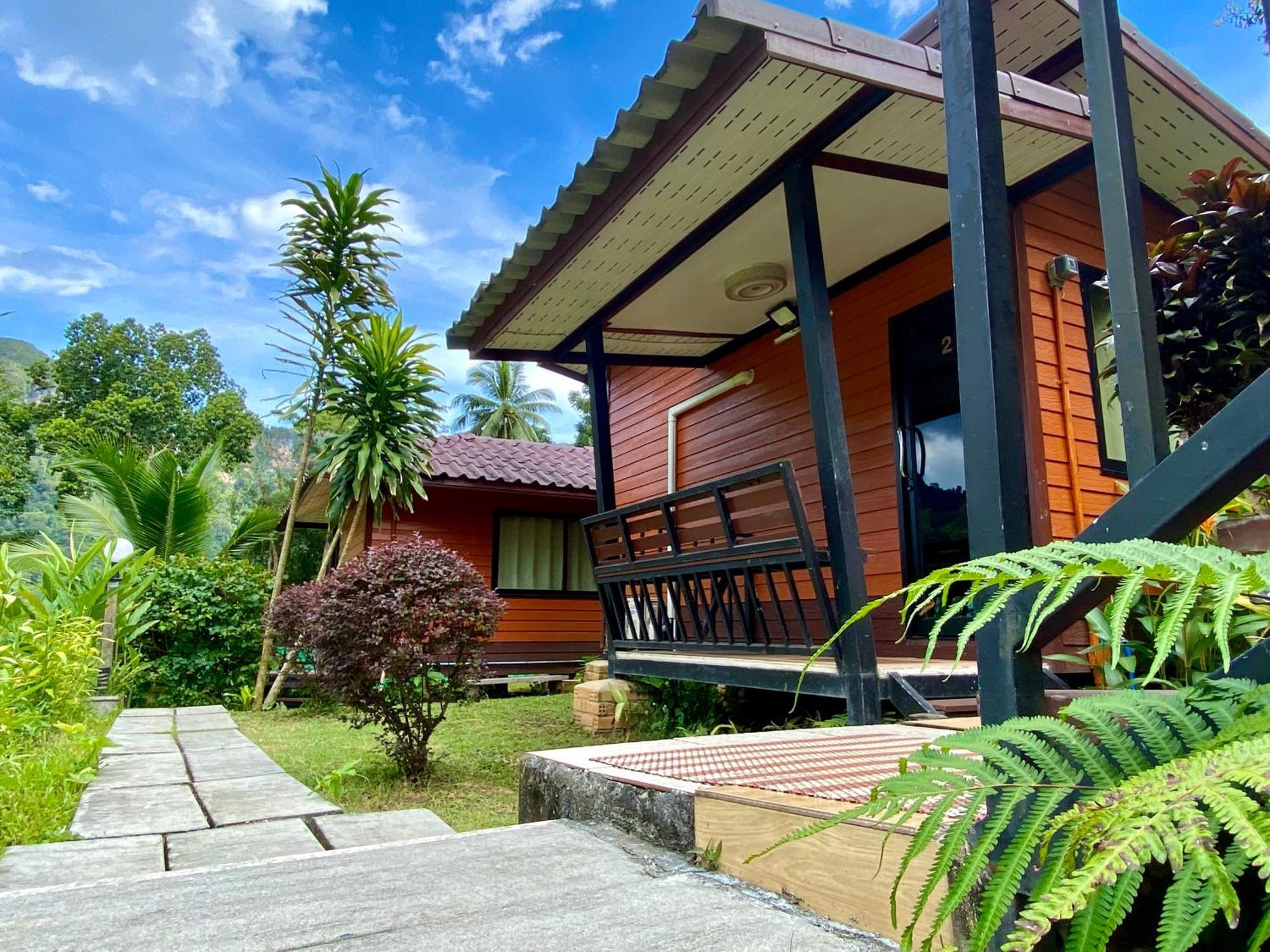 Guesthouse 88 Phang Nga Exterior photo